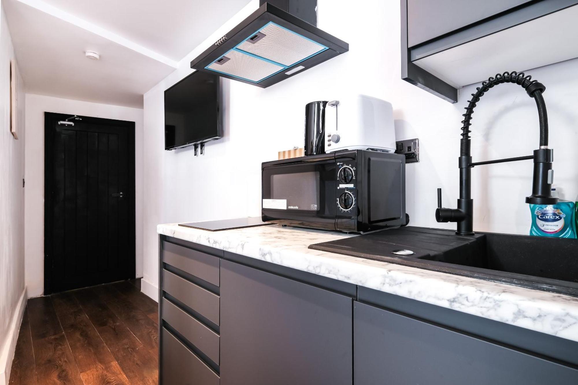 Piccadilly Dreams 1Br Sleep 4 Retreat Vrf Apartment London Ngoại thất bức ảnh